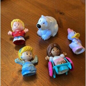 Fisher-Price Little People Action Figure Lot Polar Bear Daisey Duck Wheelchair